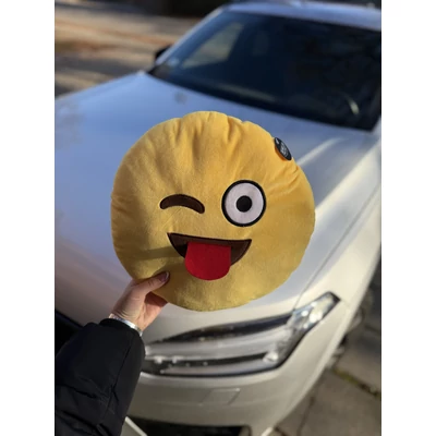 Emoji párna - nyelvnyújtós 35 cm	